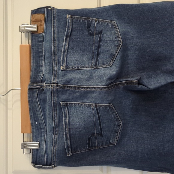 Blue Jeans - Picture 3 of 9